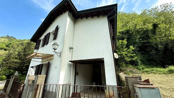 Image No.33-2 Bed Country House for sale