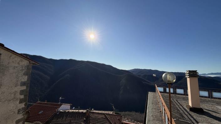 Image No.2-Jumelé de 2 chambres à vendre à Bagni di Lucca
