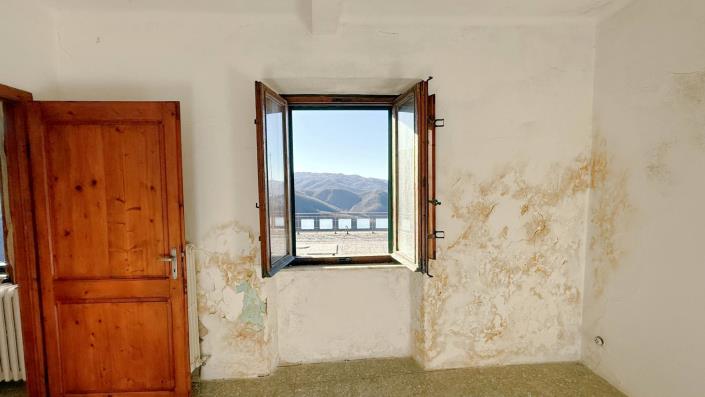 Image No.27-Jumelé de 2 chambres à vendre à Bagni di Lucca