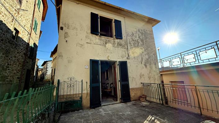 Image No.44-Jumelé de 2 chambres à vendre à Bagni di Lucca