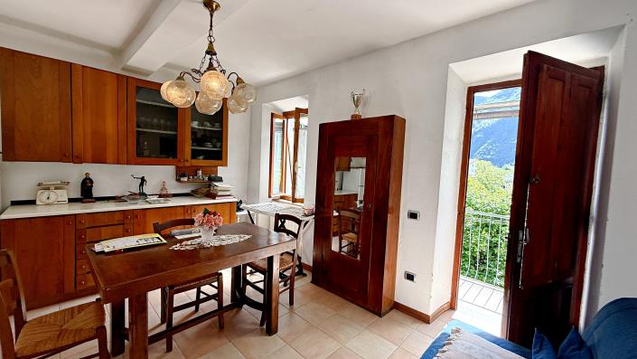 Image No.3-2 Bed Townhouse for sale