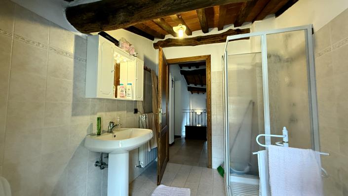 Image No.15-2 Bed Townhouse for sale