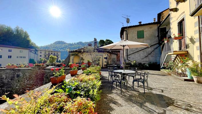 Image No.23-2 Bed Apartment for sale