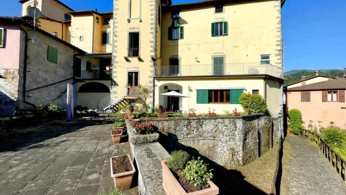 Image No.1-2 Bed Apartment for sale
