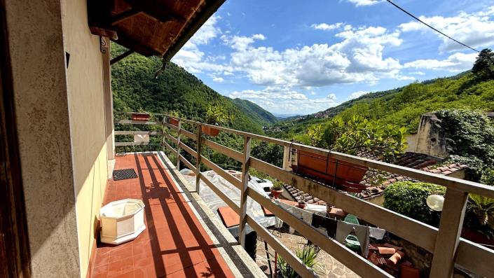 Image No.35-2 Bed Semi-Detached for sale