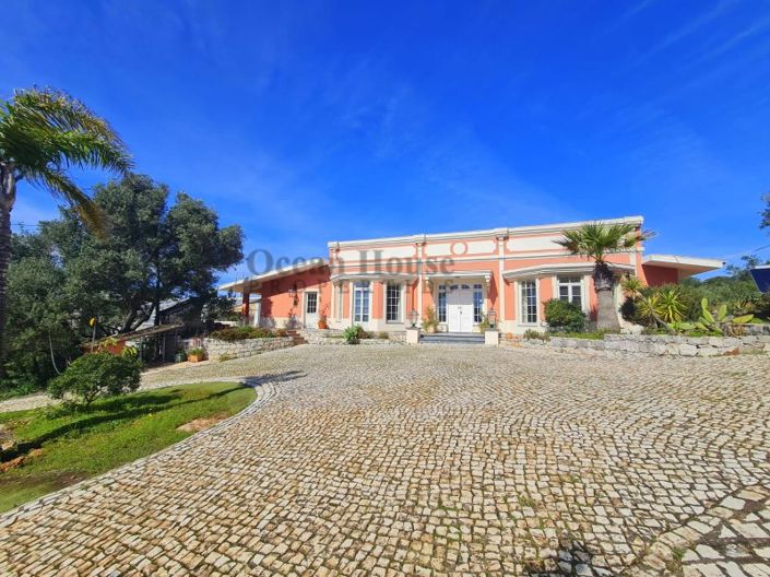 Image No.1-5 Bed House for sale