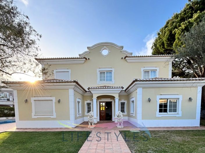 Image No.1-Villa de 4 chambres à vendre à Loule
