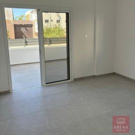 5-3-bed-apt-livadia-8566