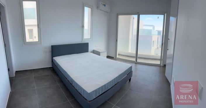 Image No.6-Villa de 4 chambres à vendre à Famagusta