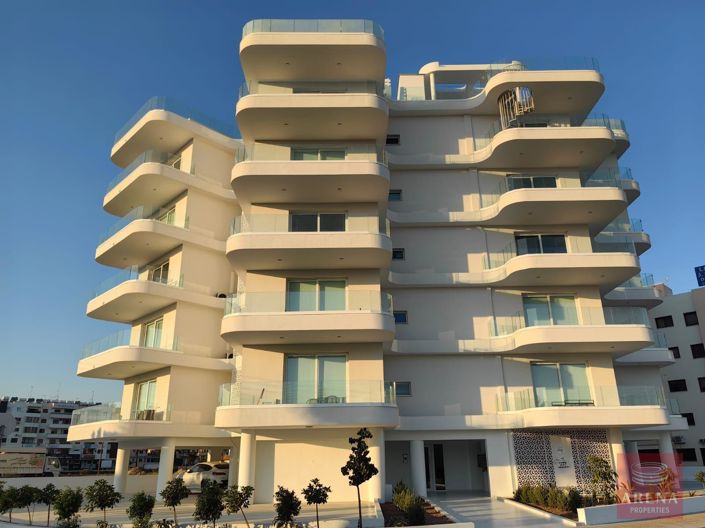 Image No.1-3 Bed Apartment for sale