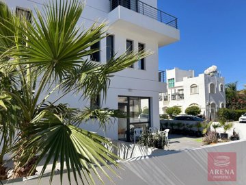 3-1-bed-apt-dekelia-9075