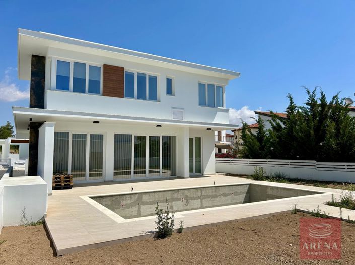 Image No.1-3 Bed Villa for sale