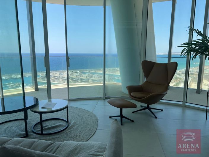 Image No.2-Appartement de 3 chambres à vendre à Famagusta