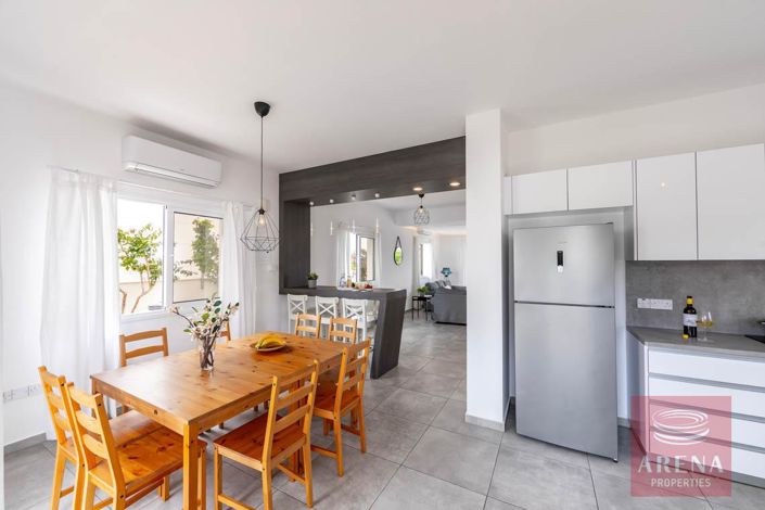 Image No.10-Villa de 3 chambres à vendre à Famagusta