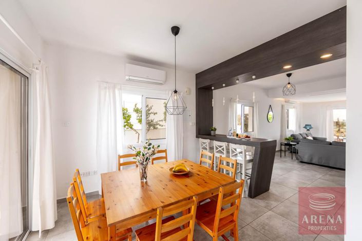 Image No.11-Villa de 3 chambres à vendre à Famagusta