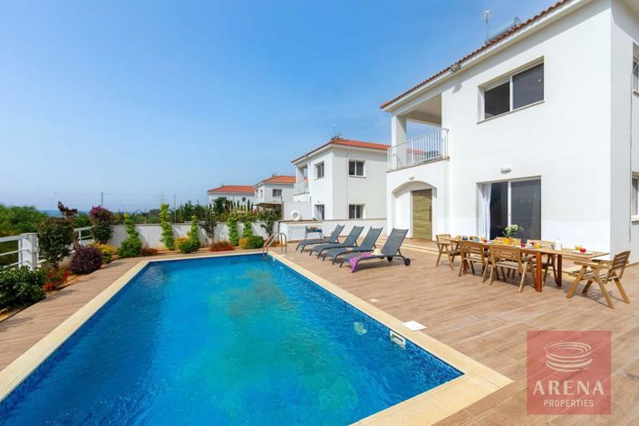 Image No.2-Villa de 3 chambres à vendre à Famagusta