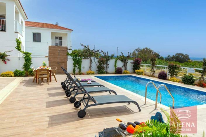 Image No.5-Villa de 3 chambres à vendre à Famagusta