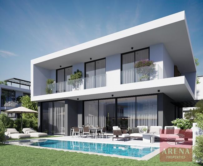 Image No.2-Villa de 4 chambres à vendre à Famagusta