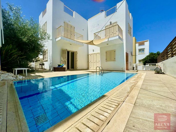 Image No.1-3 Bed Villa for sale