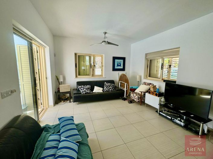 Image No.10-3 Bed Villa for sale