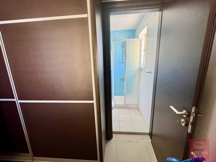 Image No.22-3 Bed Villa for sale