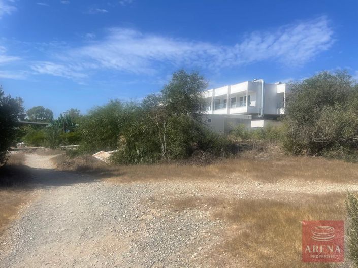 Image No.10-Terre à vendre à Limassol