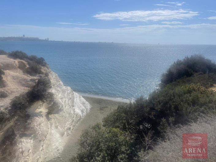 Image No.11-Terre à vendre à Limassol