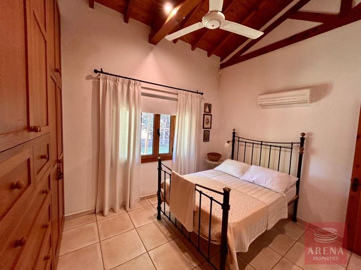 Image No.19-Bungalow de 4 chambres à vendre à Larnaca