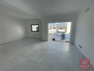 2-4-bed-villa-in-livadia-8643