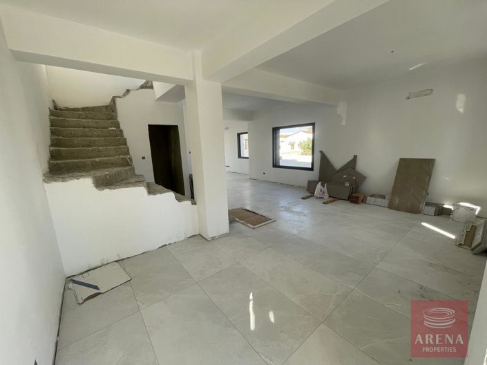 Image No.4-4 Bed Villa for sale