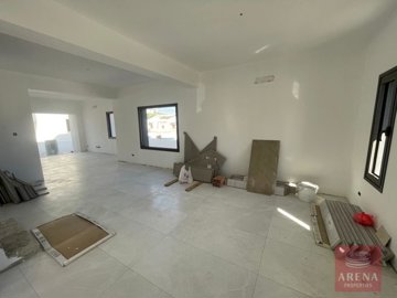 5-4-bed-villa-in-livadia-8643