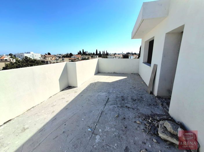 Image No.2-5 Bed Villa for sale