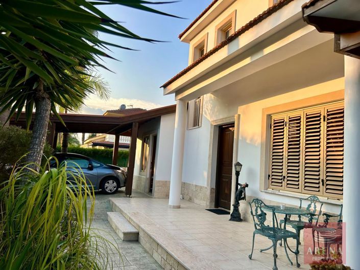 Image No.4-4 Bed Villa for sale