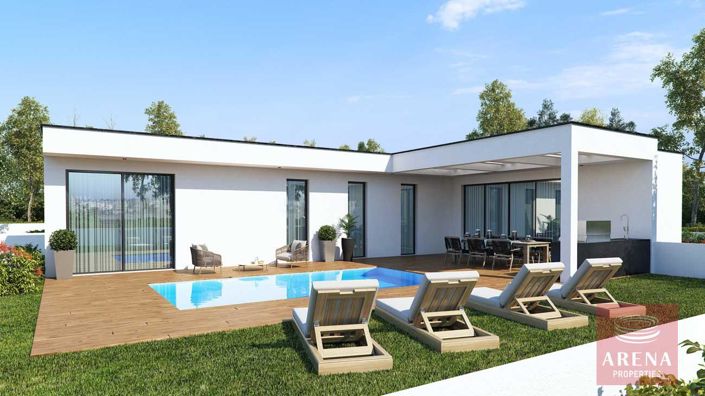 Image No.1-4 Bed Bungalow for sale