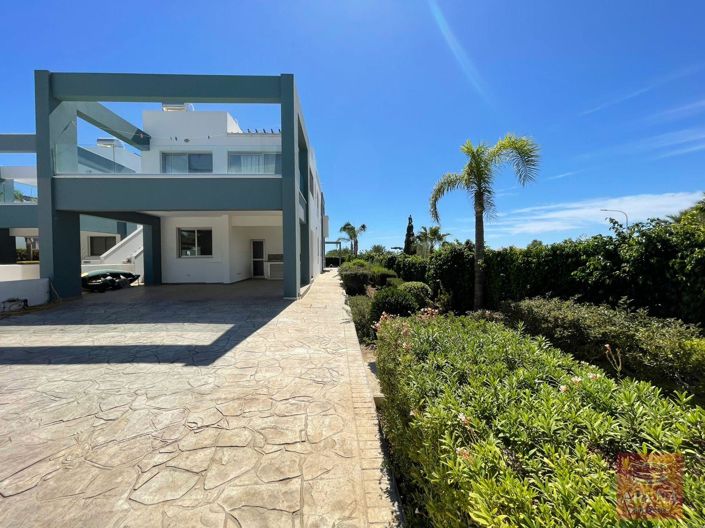 Image No.6-3 Bed Apartment for sale