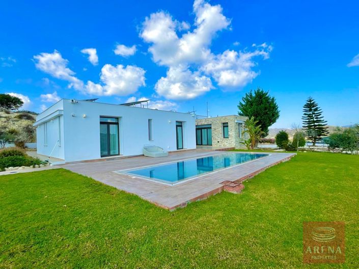 Image No.1-4 Bed Bungalow for sale