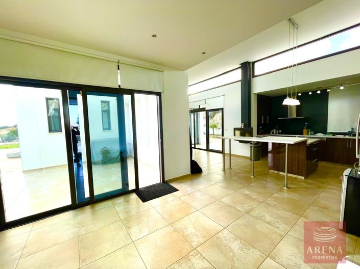 Image No.30-4 Bed Bungalow for sale