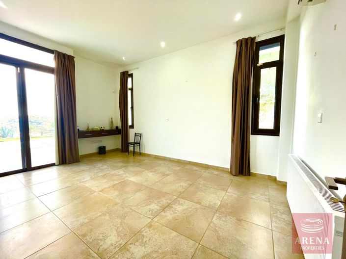 Image No.33-4 Bed Bungalow for sale