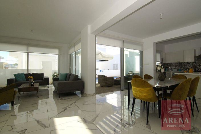 Image No.9-Villa de 3 chambres à vendre à Famagusta