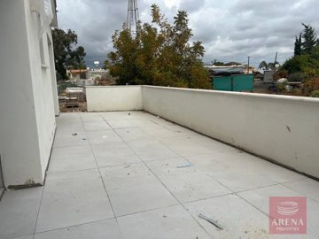 2-2-ed-apt-liopetri-8914