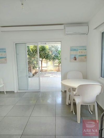 Image No.5-Villa de 2 chambres à vendre à Larnaca