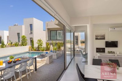 13-3-bed-villa-in-kapparis-8943