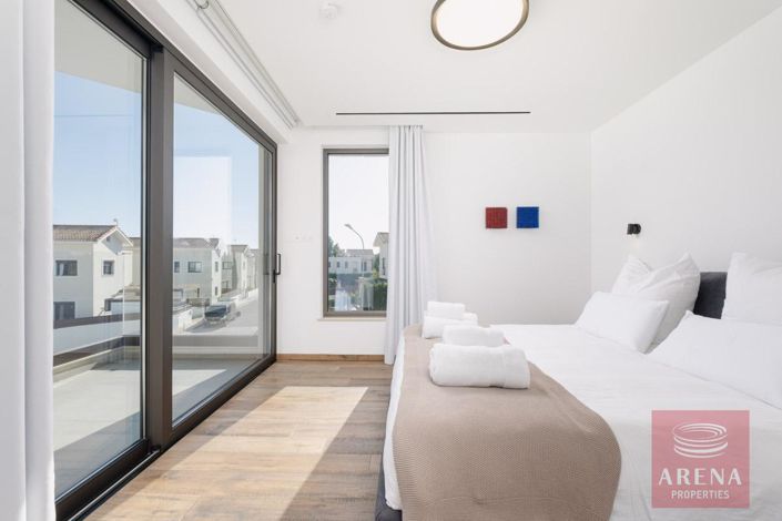 Image No.19-Villa de 4 chambres à vendre à Famagusta