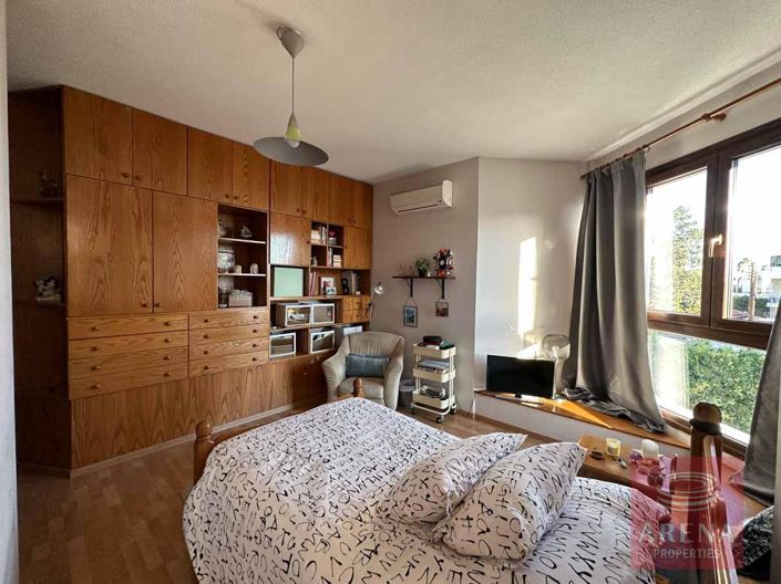 Image No.25-4 Bed Villa for sale