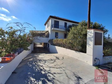 2-7-bed-villa-kalavassos-9083