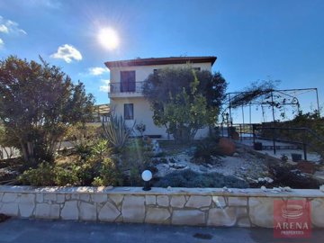 6-7-bed-villa-kalavassos-9083