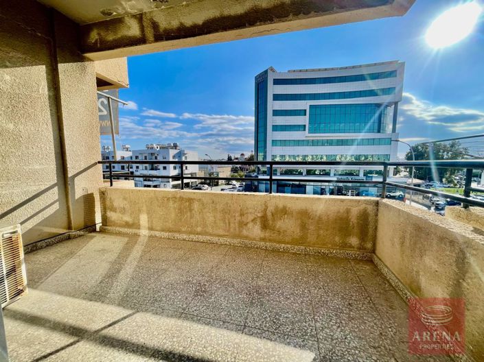 Image No.3-Appartement de 2 chambres à vendre à Larnaca