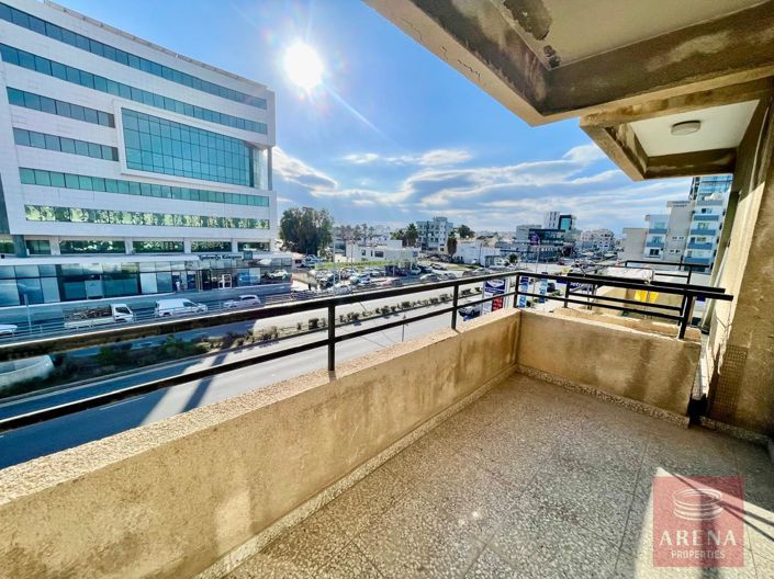 Image No.4-Appartement de 2 chambres à vendre à Larnaca