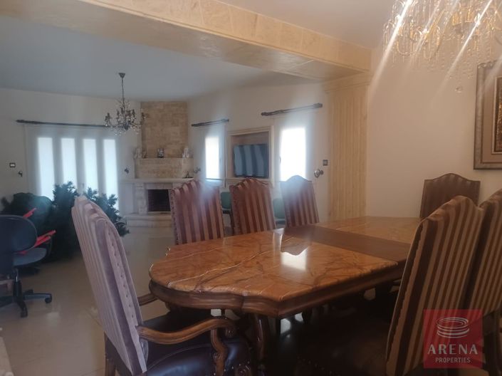 Image No.11-3 Bed Villa for sale