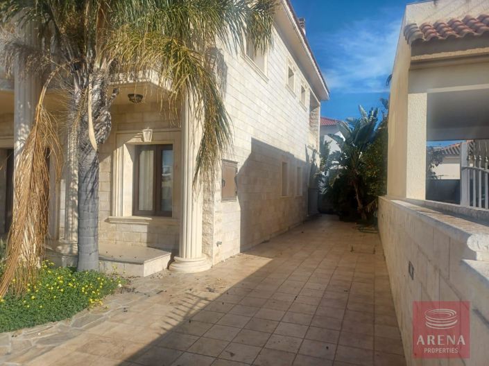 Image No.5-3 Bed Villa for sale